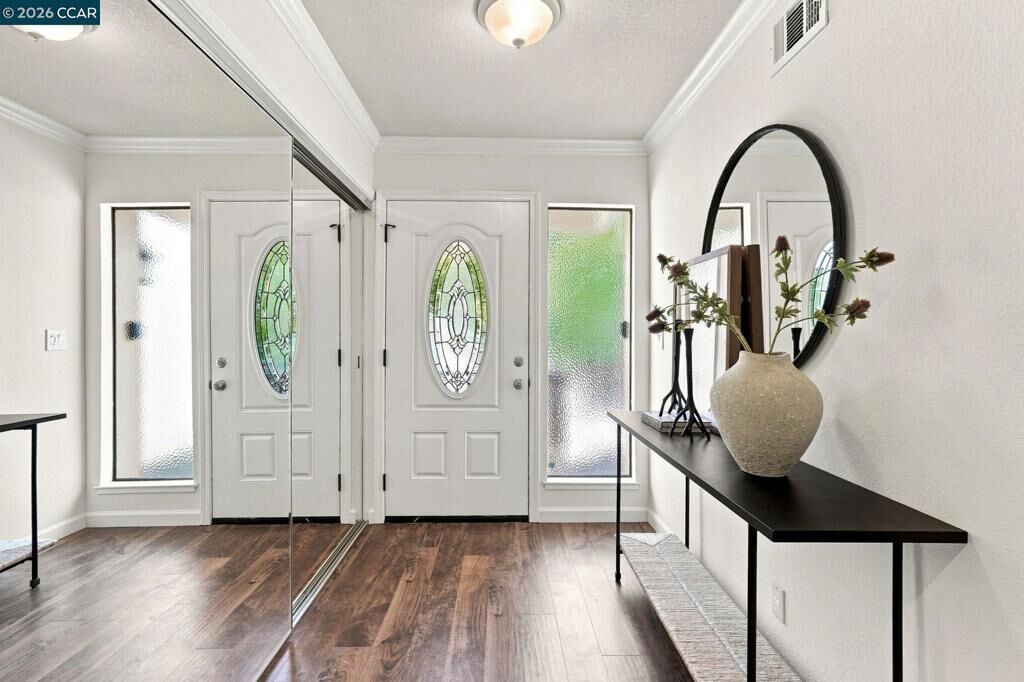 Property Photo:  3462 Rossmoor Pkwy 1  CA 94595 