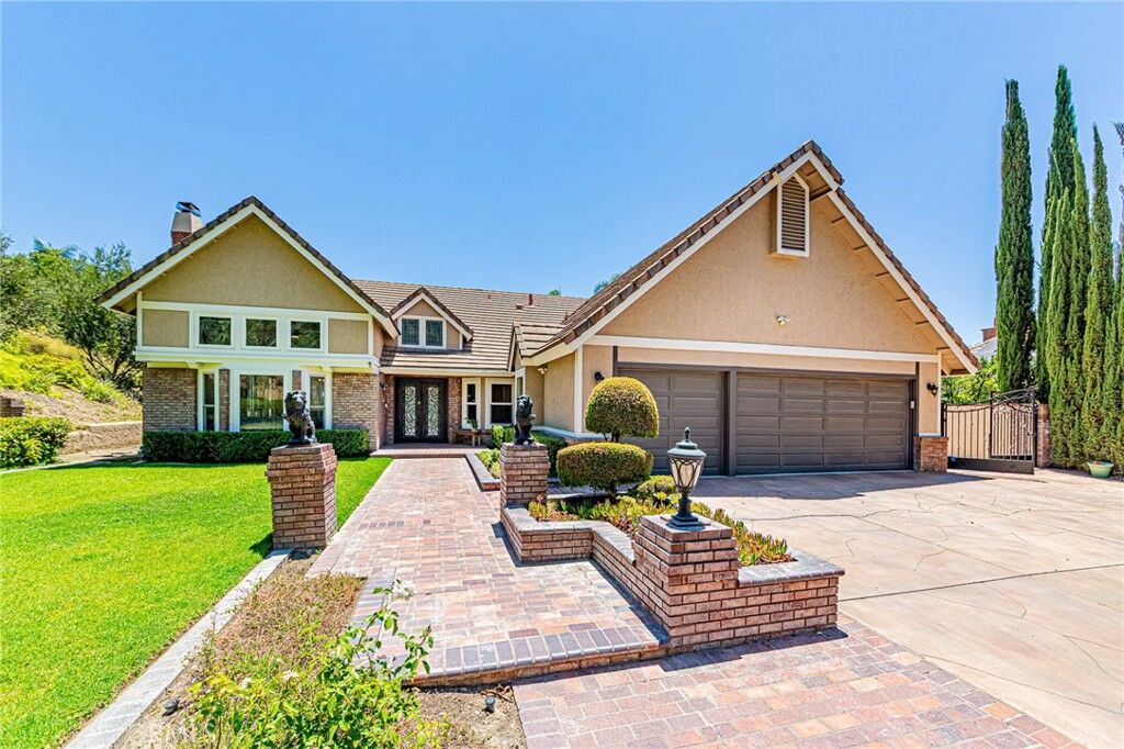 Property Photo:  22260 Starlight Drive  CA 92887 
