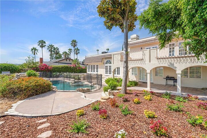 Property Photo:  23900 Berdon Street  CA 91367 