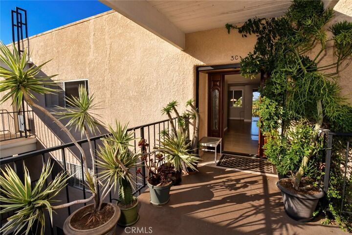 Property Photo:  3421 Calle Azul 3C  CA 92637 