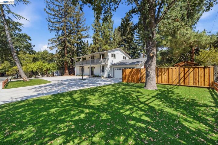 Property Photo:  8 Calle Del Casarillo  CA 94528 