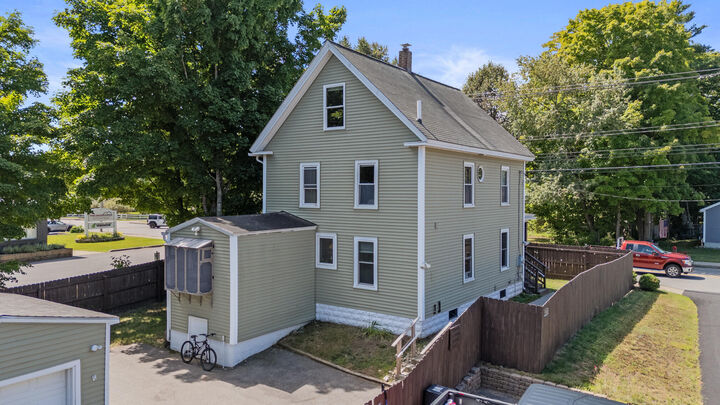 Property Photo: 550 Main Street ME 04083