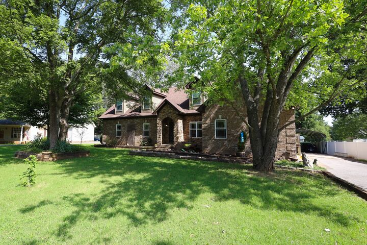 Property Photo: 2544 Ramblewood Dr TN 37129