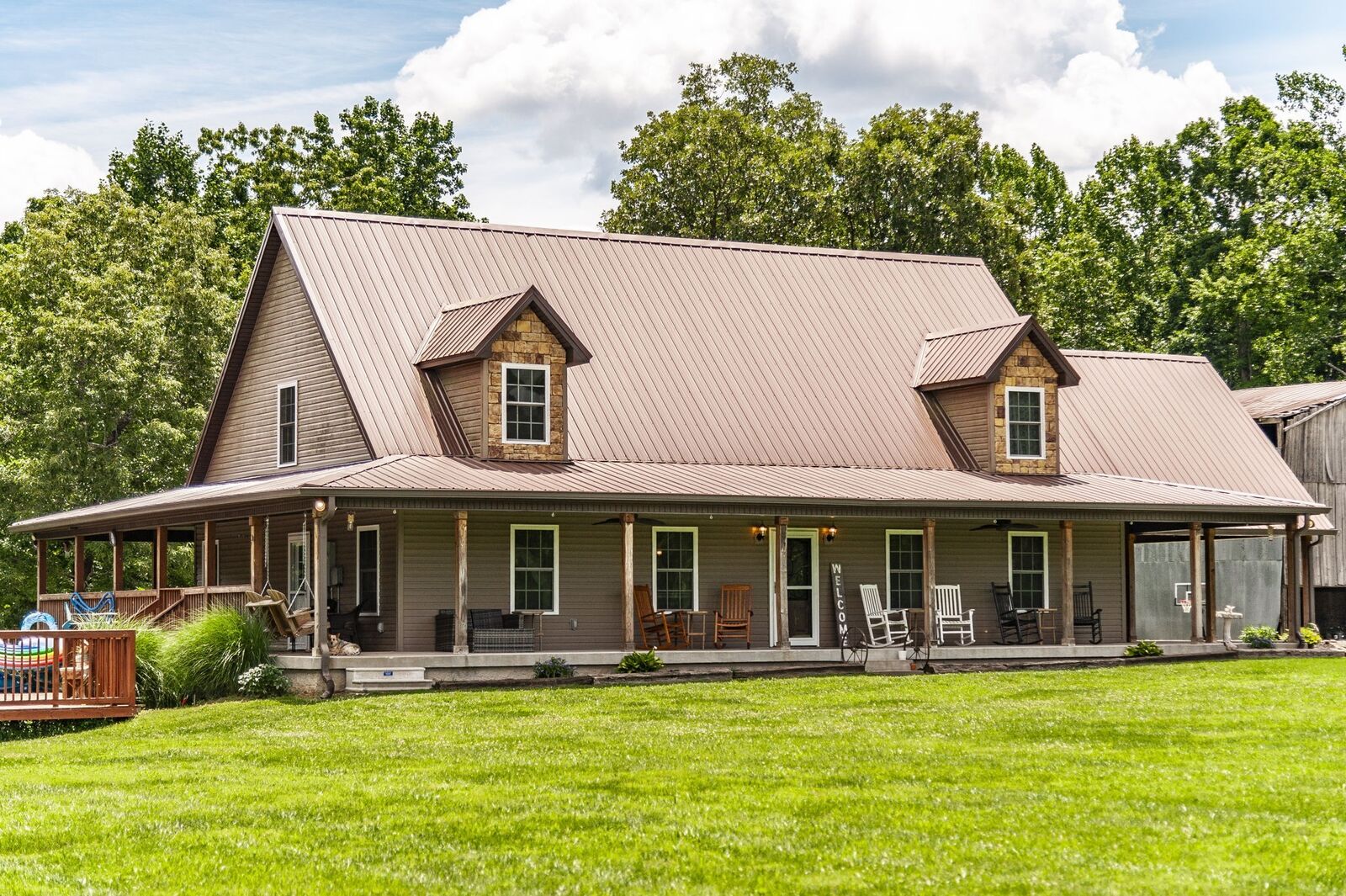Property Photo: 846 Clark Hollow Rd TN 37186