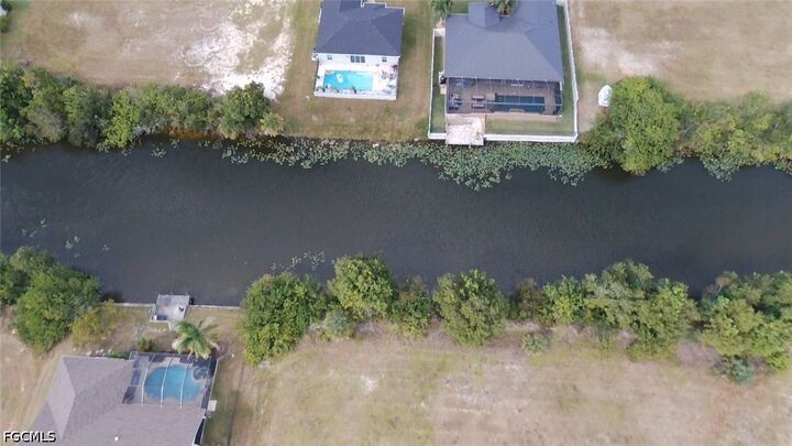Property Photo: 617 NW 14th Street FL 33993