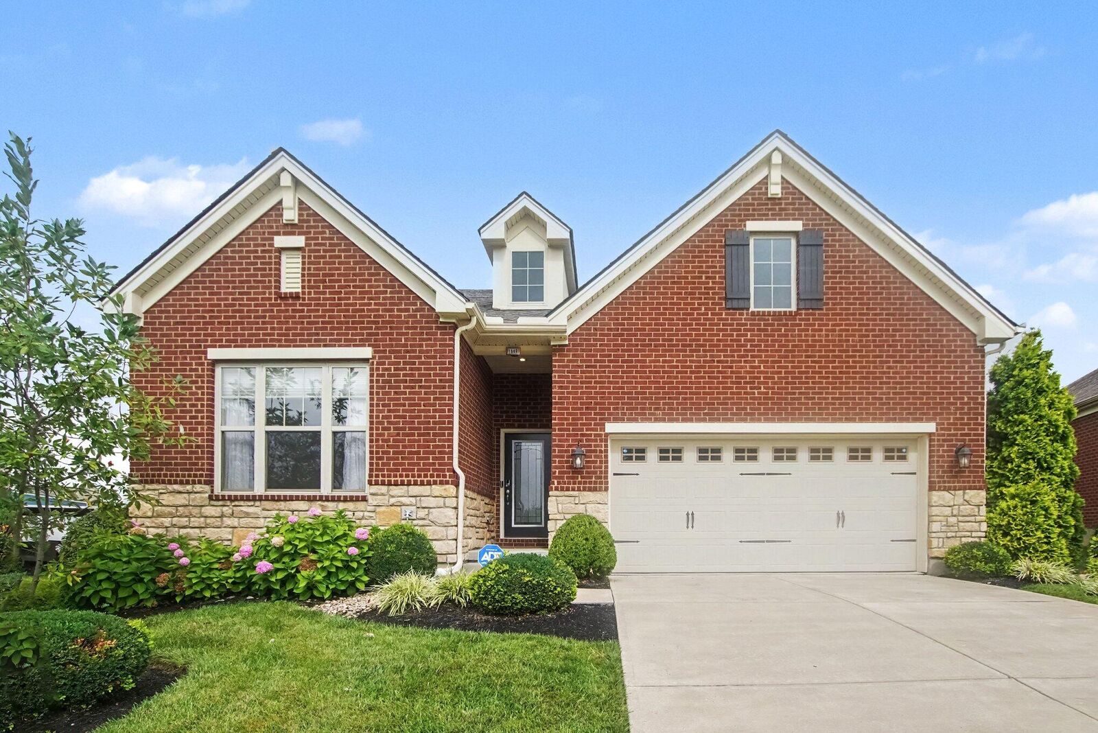 Property Photo:  1549 Sweetsong Drive  KY 41091 
