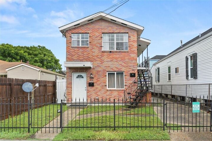 Property Photo:  1213 15 Alvar Street  LA 70117 