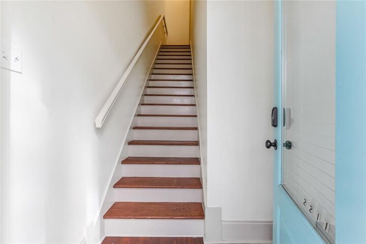 Property Photo: 2211 Louisiana Avenue 2211 LA 70115