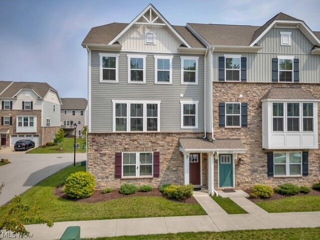 Property Photo:  1470 Caymus Court  OH 44011 
