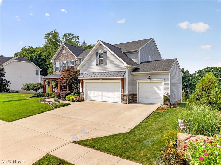 Property Photo:  2545 Blue Ash Avenue NW  OH 44708 
