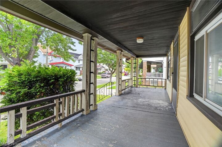 Property Photo: 3401 W 94 Street OH 44102
