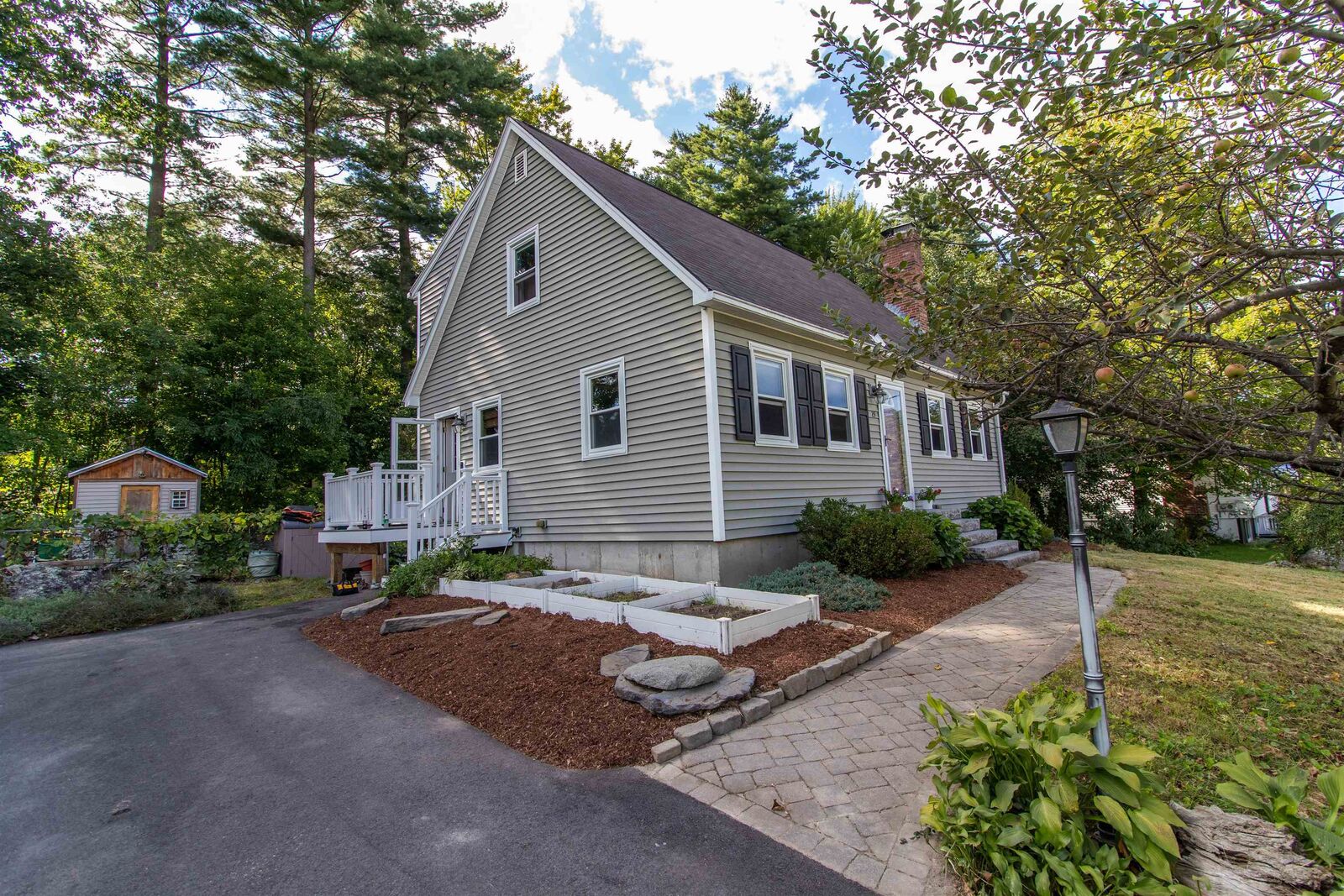 Property Photo:  29 Alpine Street  NH 03055 