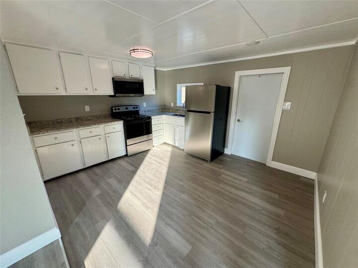 Property Photo: 5345 Brown Lane TX 76140