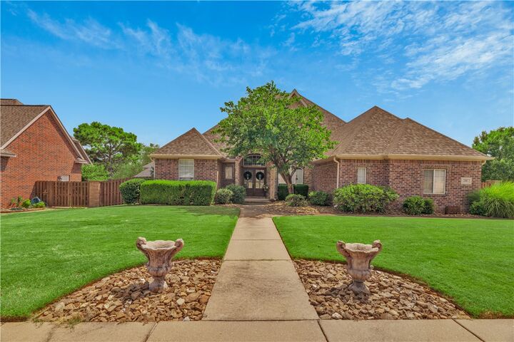 Property Photo: 4704 W Mossy Oak Trail AR 72758