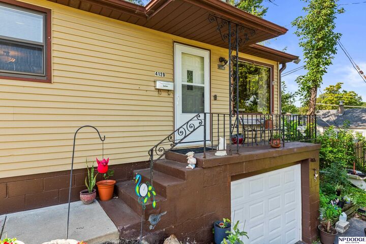 Property Photo: 4129 Fort Street NE 68111