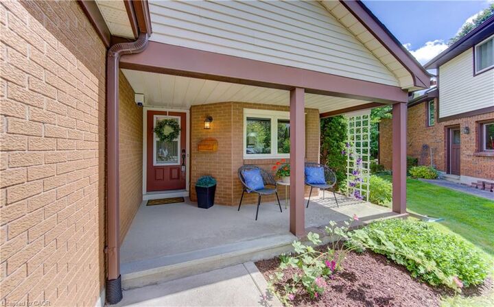 Property Photo: 466 Belgreen Way ON N2L 5X5
