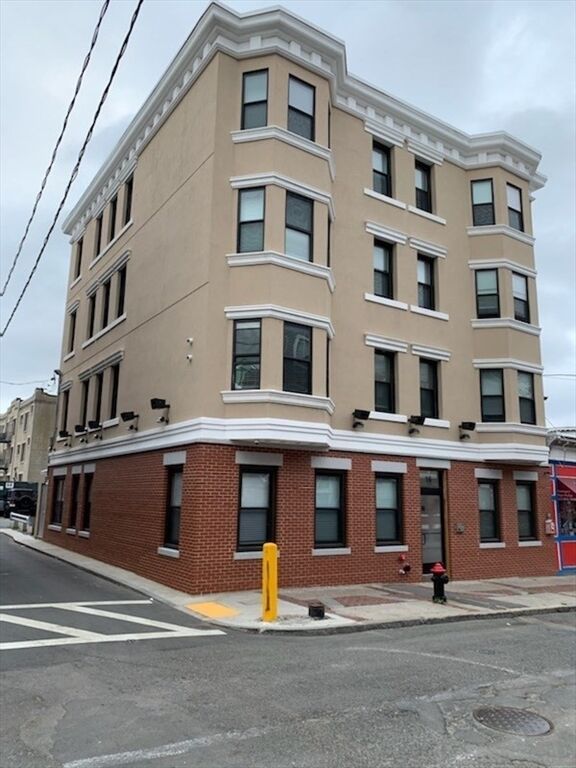 Property Photo: 16 Fifth Street 11 MA 02150