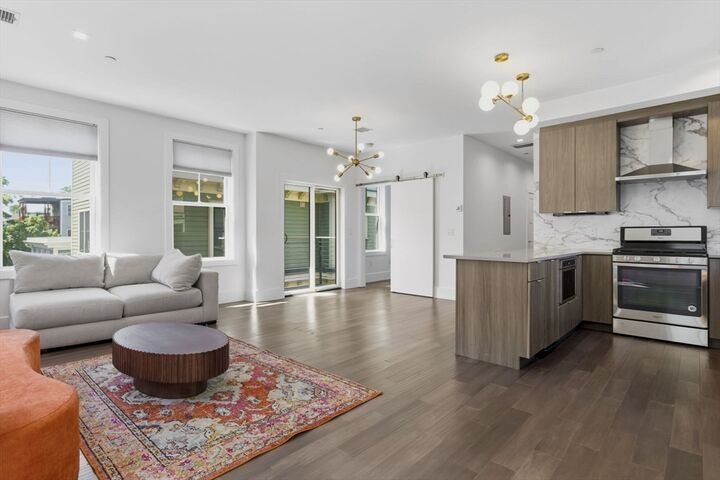 Property Photo: 10R Spring Garden St 3 MA 02125