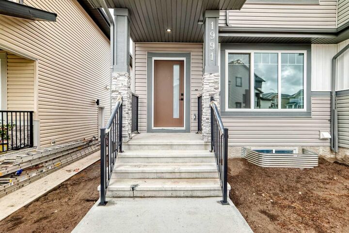 Property Photo: 1991 McCaskill Drive AB T0M 0S0