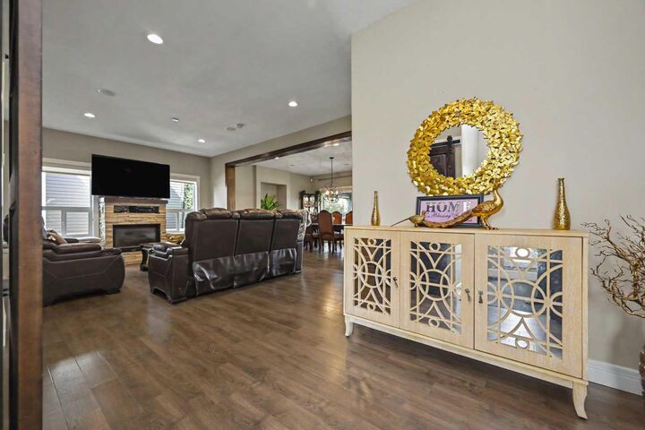 Property Photo: 11813 86A Street AB T8X 0H4