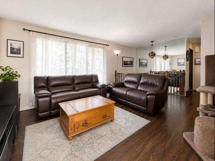 Property Photo: 31 Penrith Place SE AB T2A 2J1