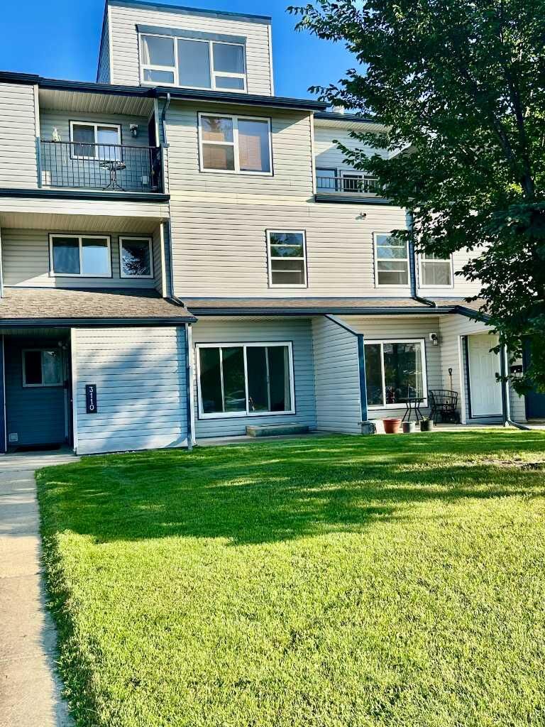 Property Photo: 7201 Poplar Drive 3110 AB T8V 6C5