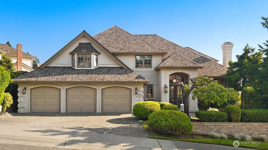 Property Photo:  5916  Saint Andrews Drive  WA 98275 