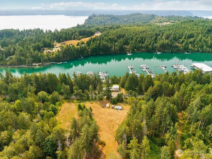 Property Photo:  308766  Highway 101  WA 98320 