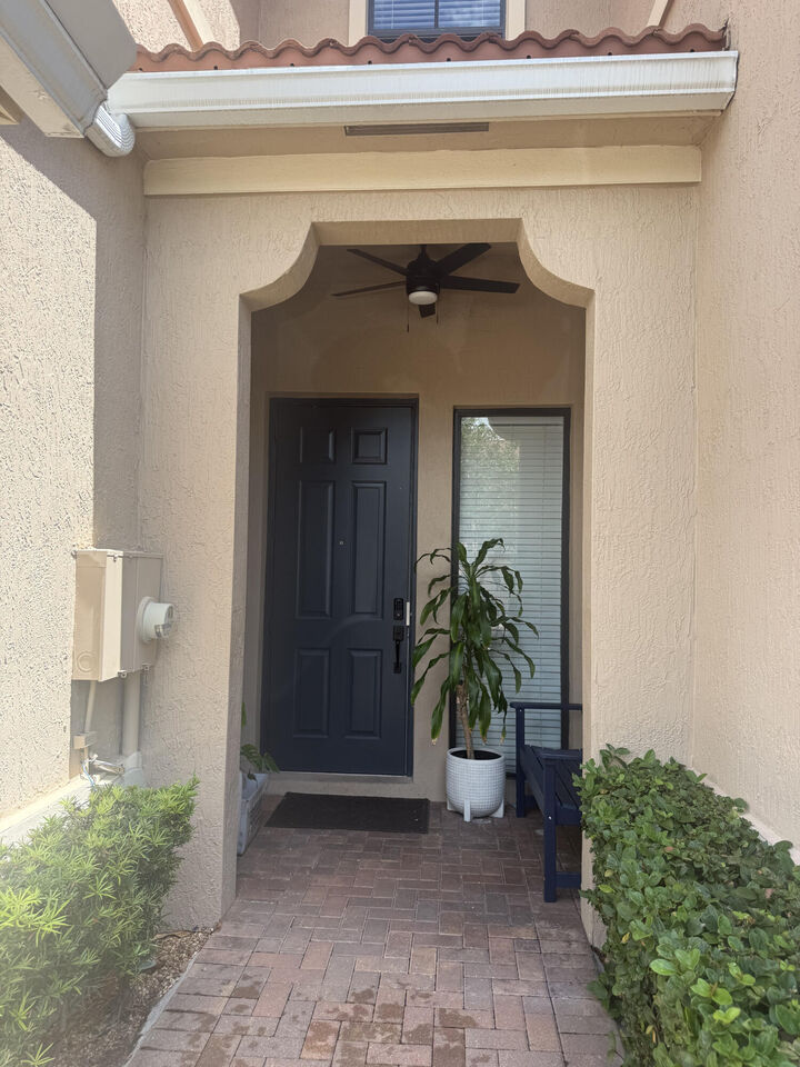 Property Photo: 1091 NW 33rd Street FL 33064