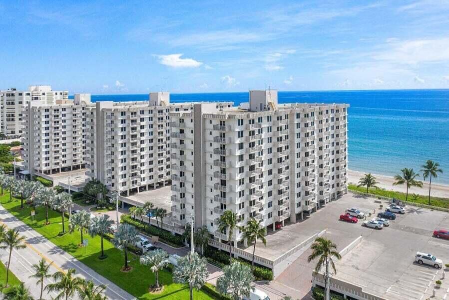 Property Photo:  3221 S Ocean Boulevard 704  FL 33487 