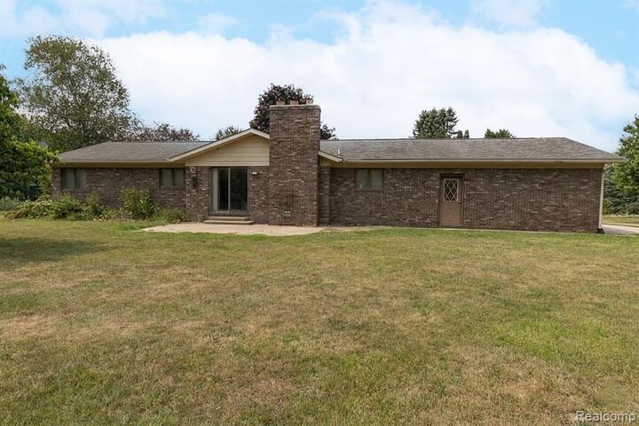 Property Photo:  4177 Lake George Road  MI 48428 
