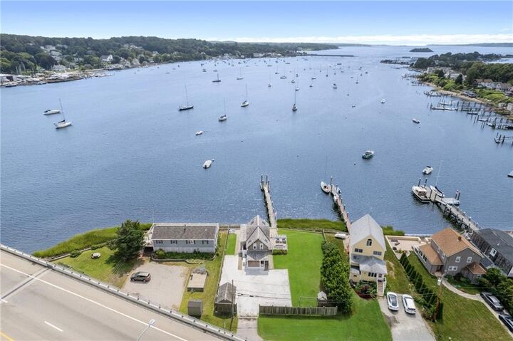 Property Photo:  36 Riverside Avenue  RI 02871 