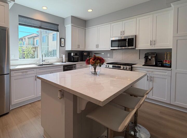 Property Photo: 641 Savi Drive 104 CA 92878