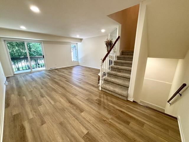 Property Photo: 118 Glenview Court 2 WI 53548