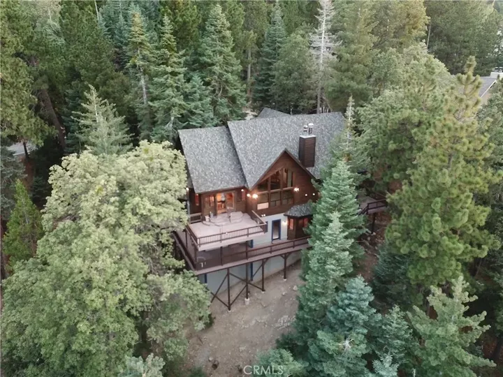 Property Photo: 285 Fairway CA 92352