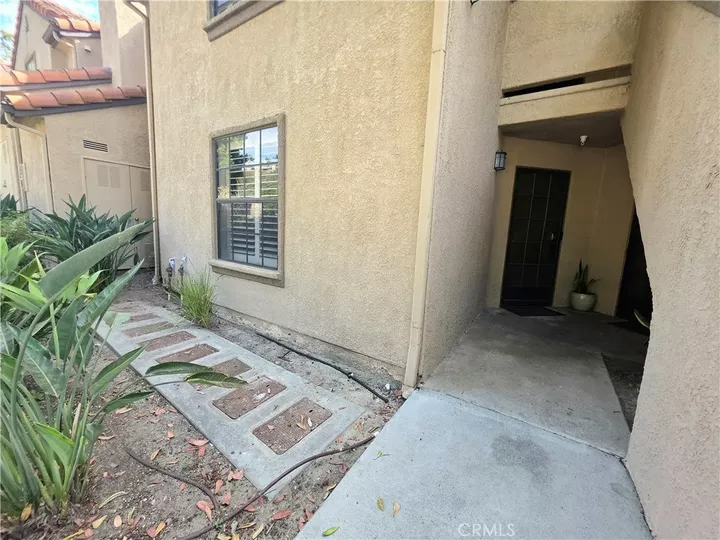 Property Photo:  1072 Calle Del Cerro  CA 92672 