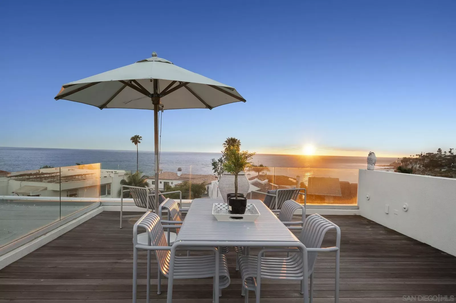 Property Photo:  5727 Abalone Pl  CA 92037 
