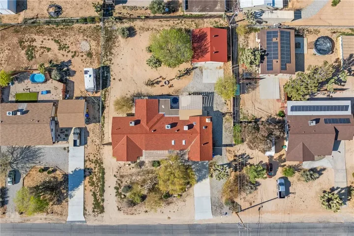 Property Photo:  58328 Bonanza  CA 92284 