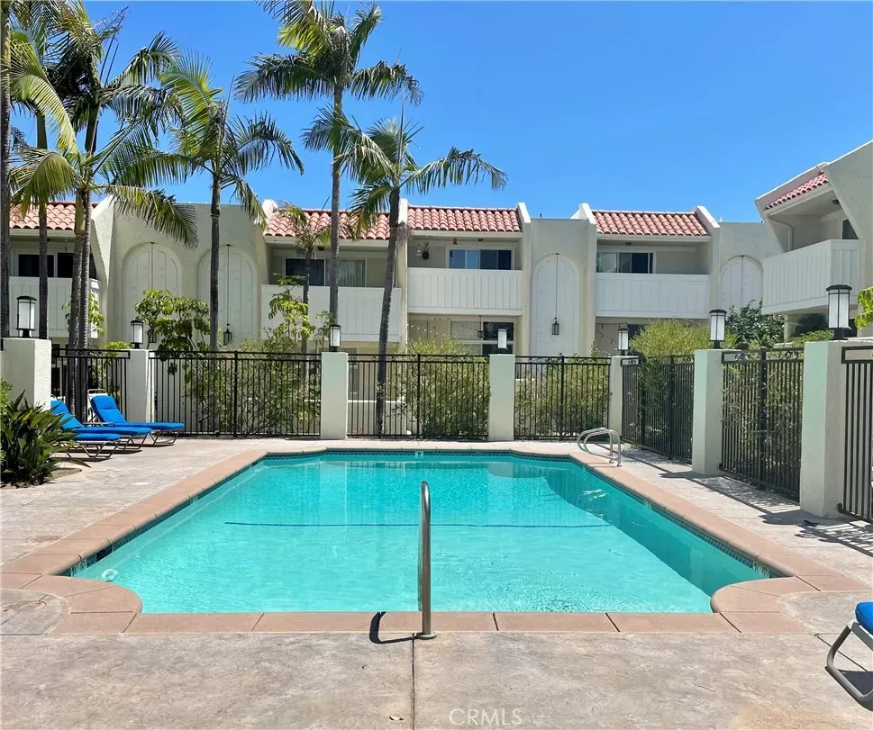 Property Photo:  415 2nd  CA 90254 