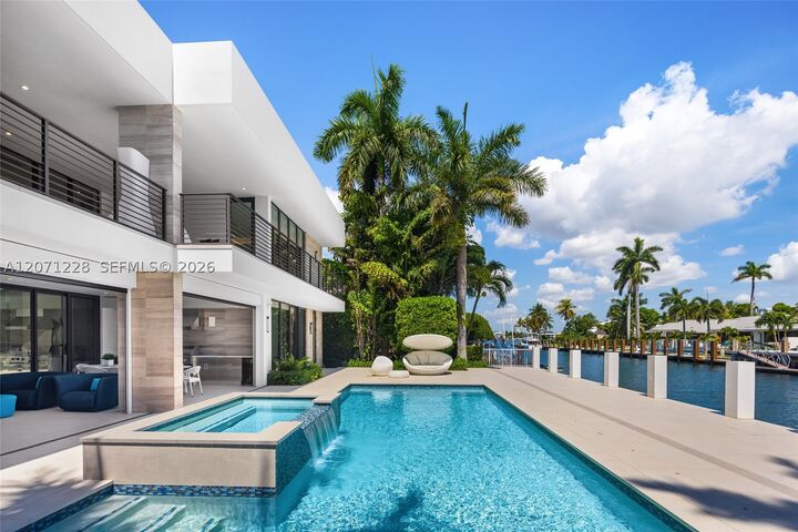 Property Photo:  2519 Lucille Dr  FL 33316 