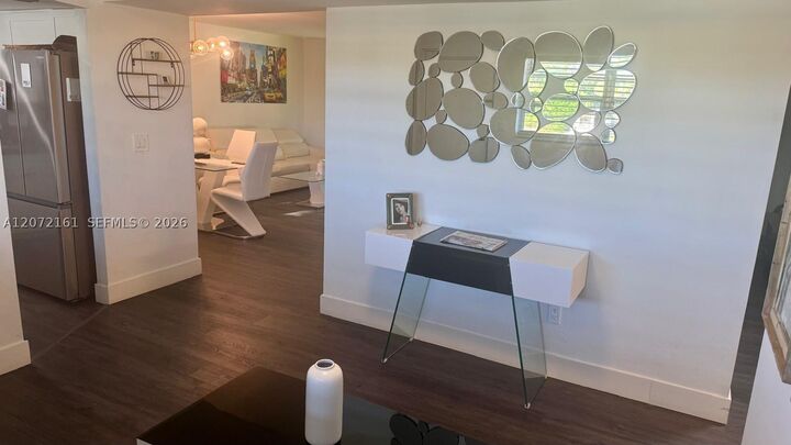 Property Photo: 3390 Foxcroft Rd C305 FL 33025