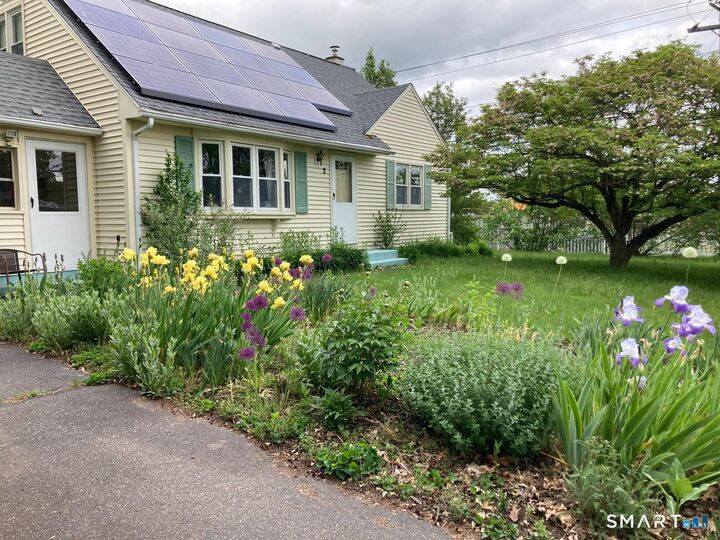 Property Photo:  2 Post Road  CT 06082 