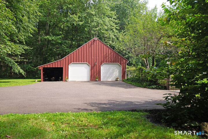 Property Photo:  531 Cheese Spring Road  CT 06840 