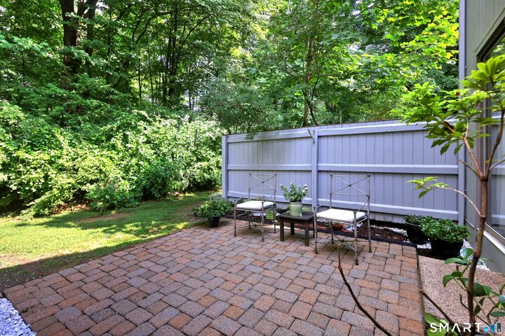 Property Photo:  5 Quarry Corner 5  CT 06877 