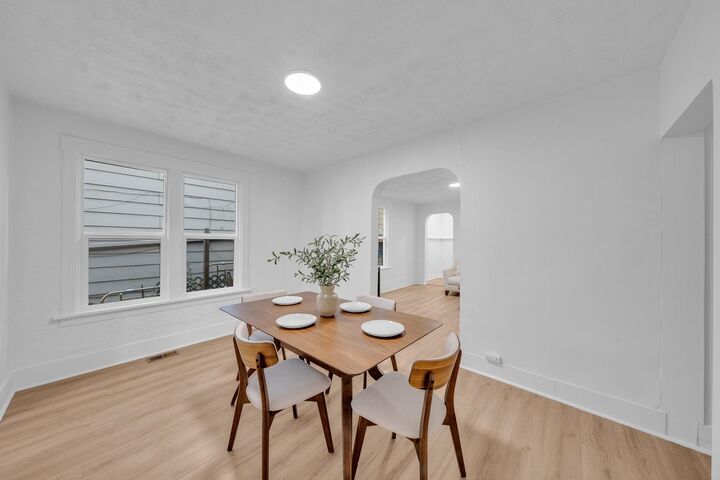 Property Photo:  1512 E Dalton Ave  WA 99207 