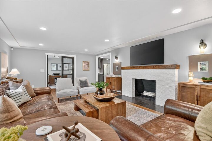 Property Photo:  1719 S Rockwood Blvd  WA 99203 