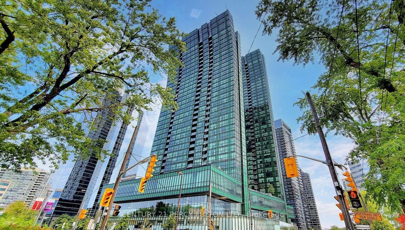Property Photo: 9 Bogert Avenue 705 ON M2N 0H3