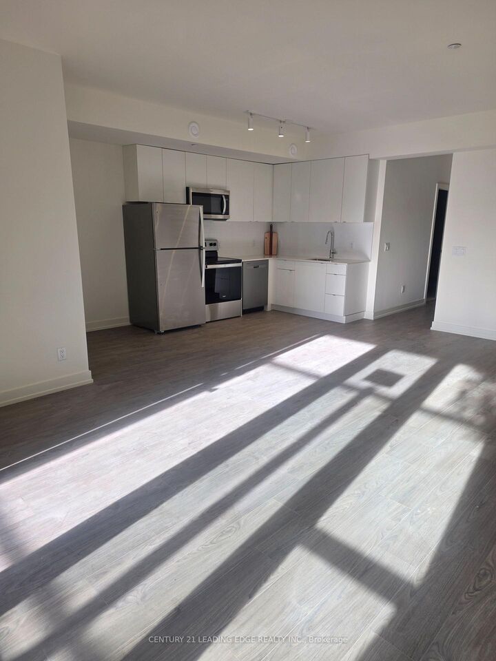 Property Photo:  16 Melbourne Avenue 102C  ON L2P 3J8 