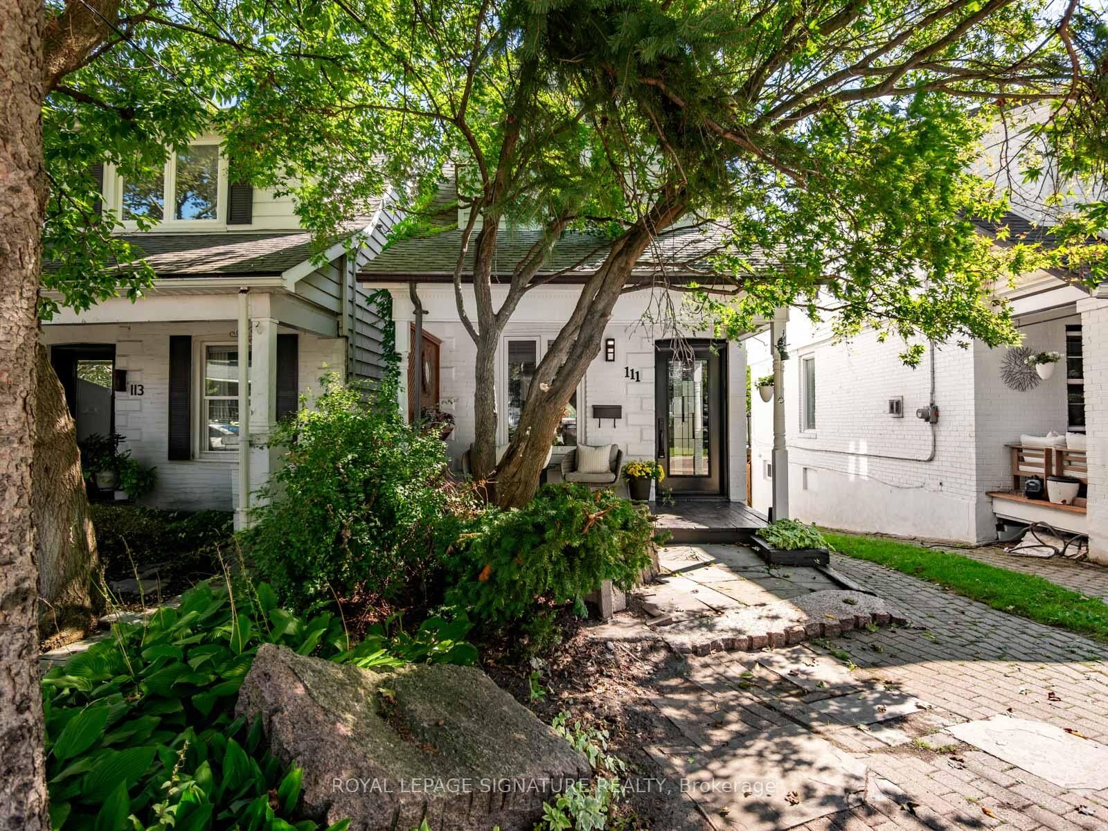 Property Photo:  111 Pickering Street  ON M4E 3J5 