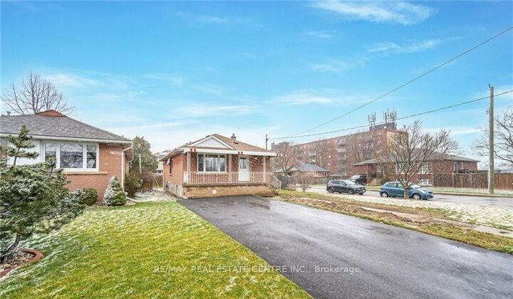 Photo de la propriété: 364 East 14th Street Basement Only ON L9A 4C4